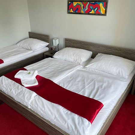 Hotel Olympia Kopřivnice Eksteriør bilde