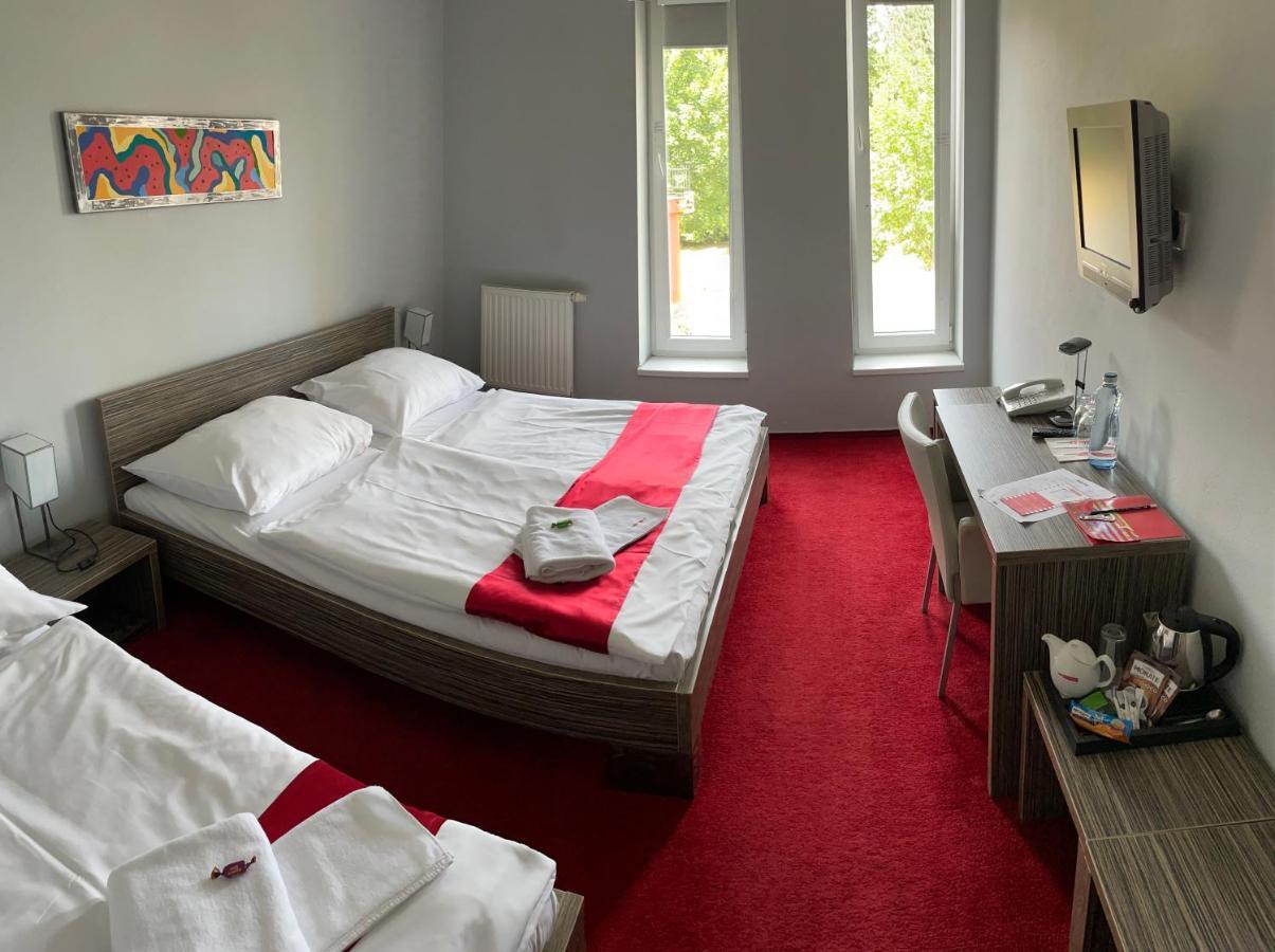 Hotel Olympia Kopřivnice Eksteriør bilde
