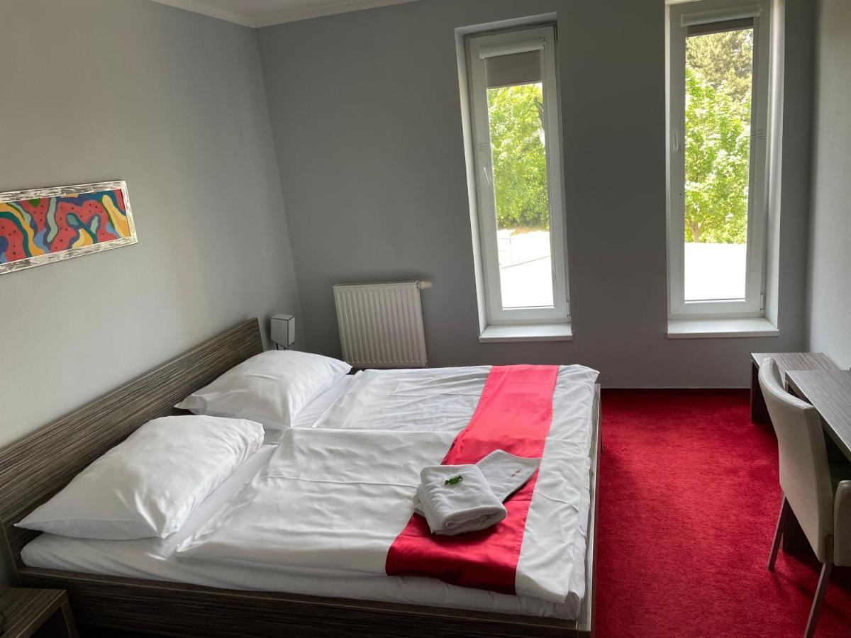 Hotel Olympia Kopřivnice Eksteriør bilde